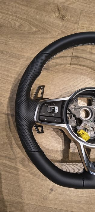 Kierownica Volkswagen Golf 7 GTI