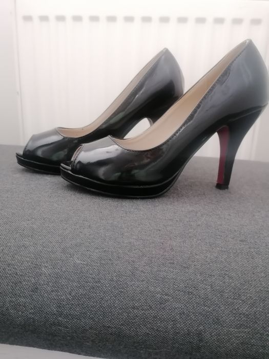 Sprzedam buty damskie