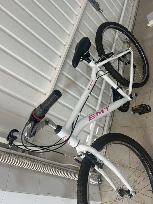 Duas Bicicletas pouquissimo usadas