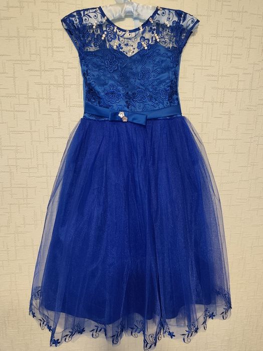 Бальне плаття для дівчинки