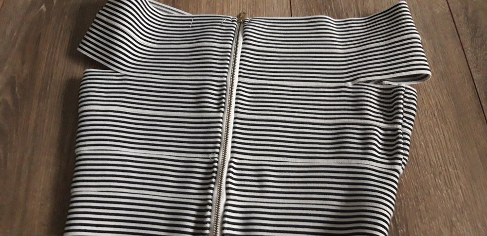 Crop top M 36 bandażowy