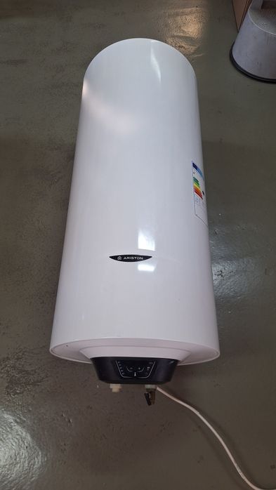 Termoacumulador Ariston 120L Pro1 Eco Dry Multis – vertical - usado