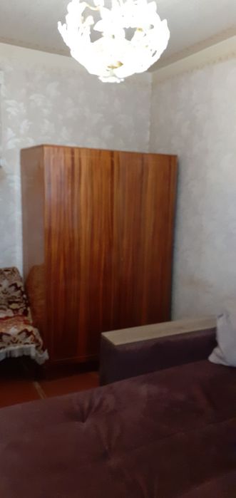 Здається  кімнату район Куренівка