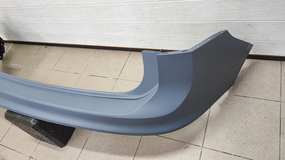 Бампер VW Tiguan 2017  2021 Тігуан решітка накладка заглушка кронштейн