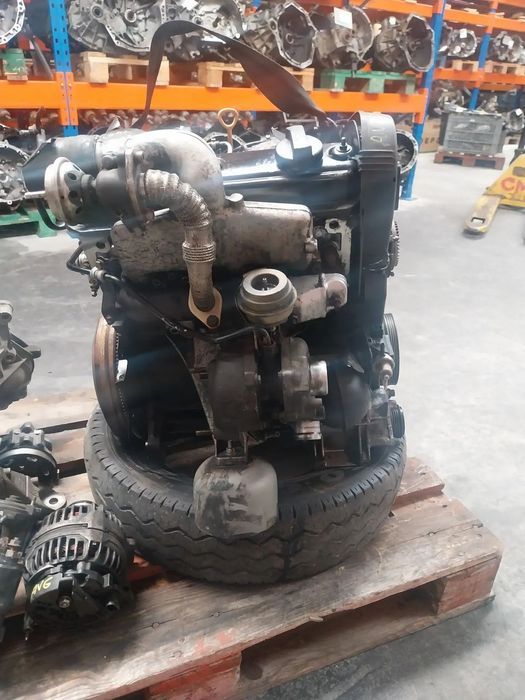 Motor VW Passat 1.9 tdi 110 cv Ref: AVG
