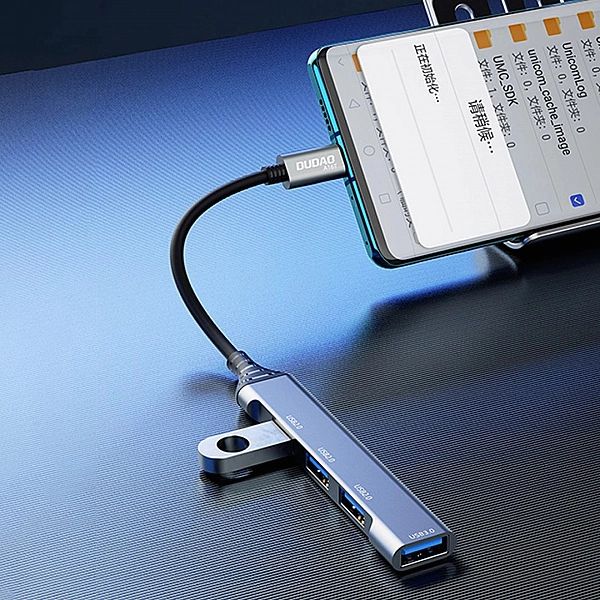 Dudao HUB 4w1 USB-C - 4x USB-A (3 x USB2.0 / USB3.0) 6,3cm czarny (A16