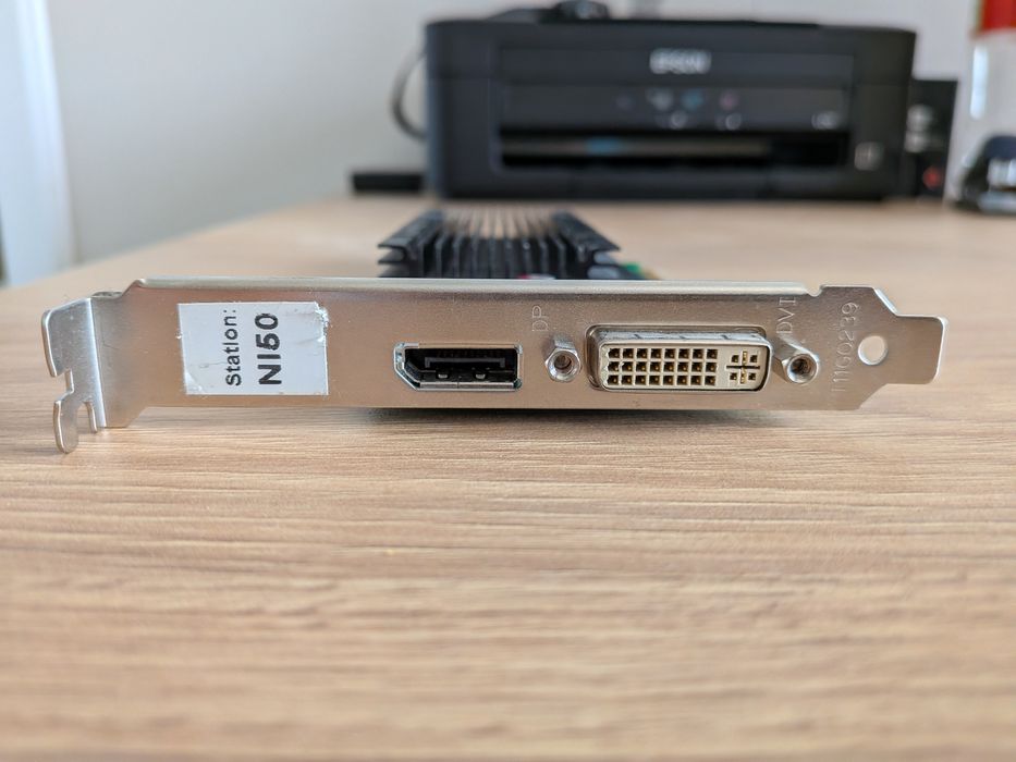 Karta graficzna Nvidia GeForce 405 DP
