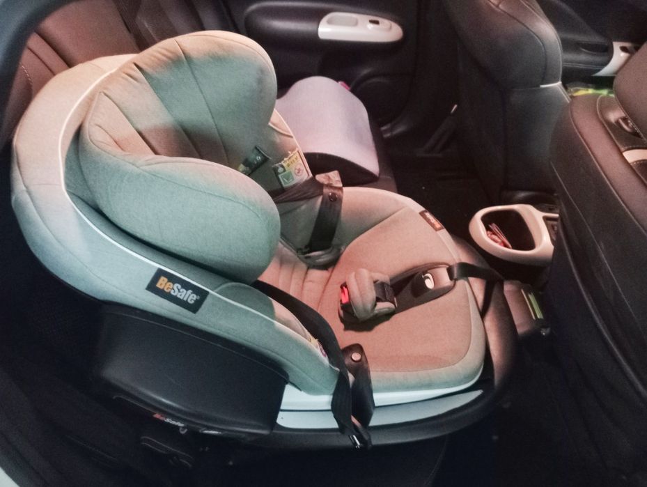 Cadeira Auto criança com Base Isofix iZi Modular i-Safe BeSafe