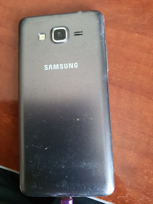 Telemóveis usados a funcionar