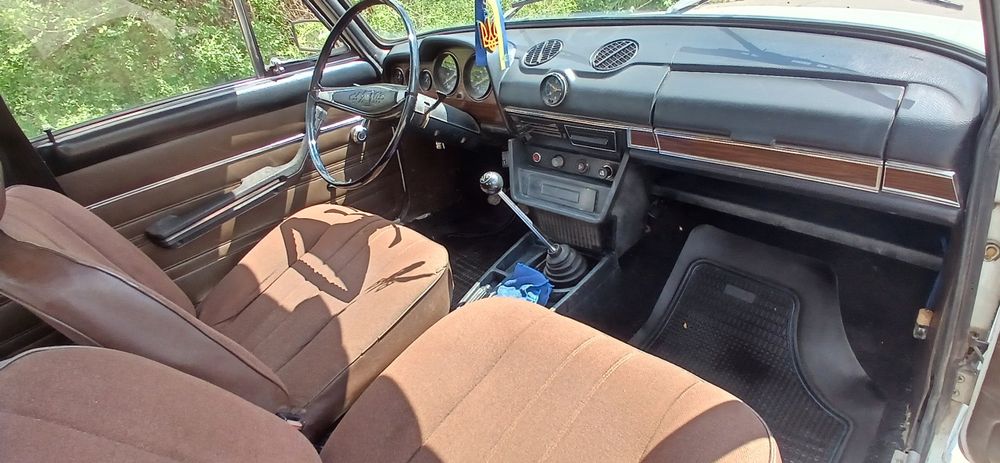 Авто ВАЗ 2106 с переоформлением