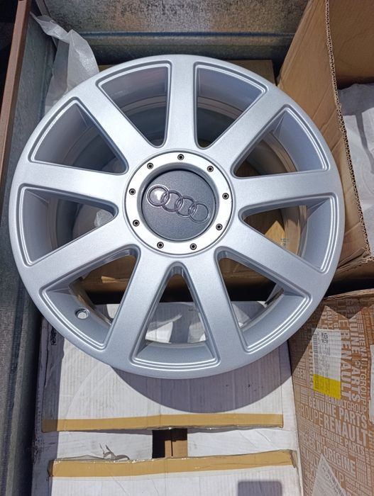 AUDI (S4) Sline - Centros de Jantes ORIGINAIS & NOVAS