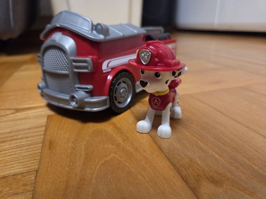 Figurka Marschall z samochodem