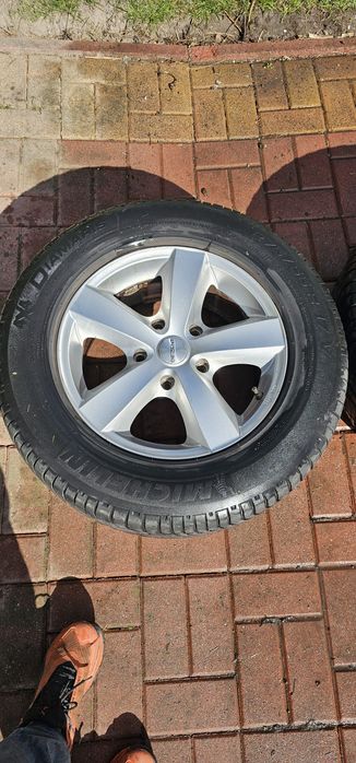 Koła 17" 5x139,7 KIA SORENTO I Suzuki Vitara DEZENT Dunlop