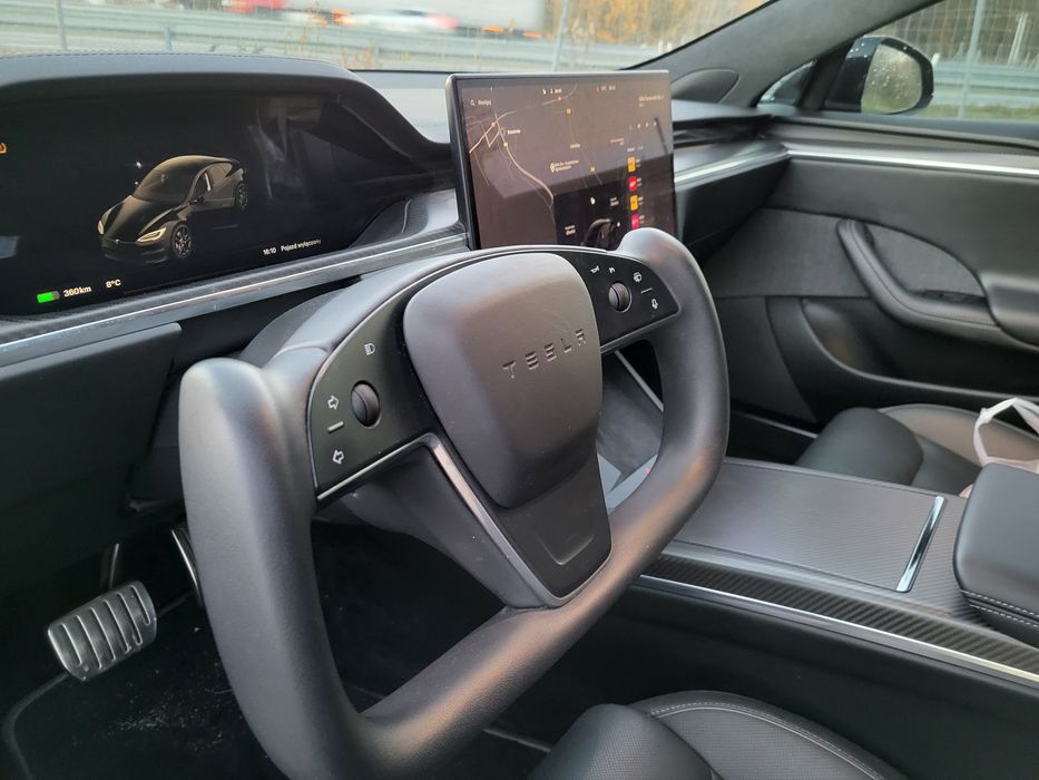 Tesla model S plaid faktura