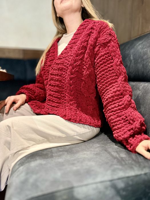 Плюшевий кардиган ручної роботи / Об'ємний в'язаний светр chunky knit