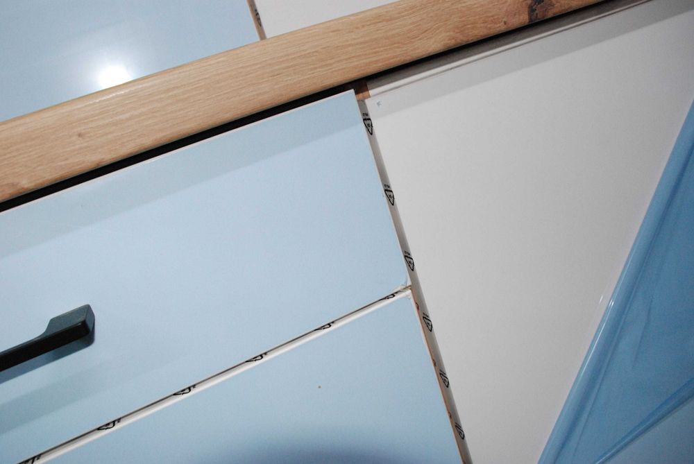 Meble kuchenne BIAŁY AKRYL HG/ARTISAN zestaw 2,8 m/b NOWE SUPER OKAZJA