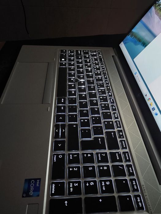 Portatil hp i7 com teclado iluminado