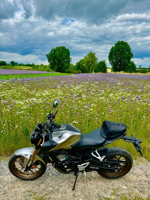 Honda CB 125 R bezwypadkowa, idealna, tylko 7400km, rocznik 2024