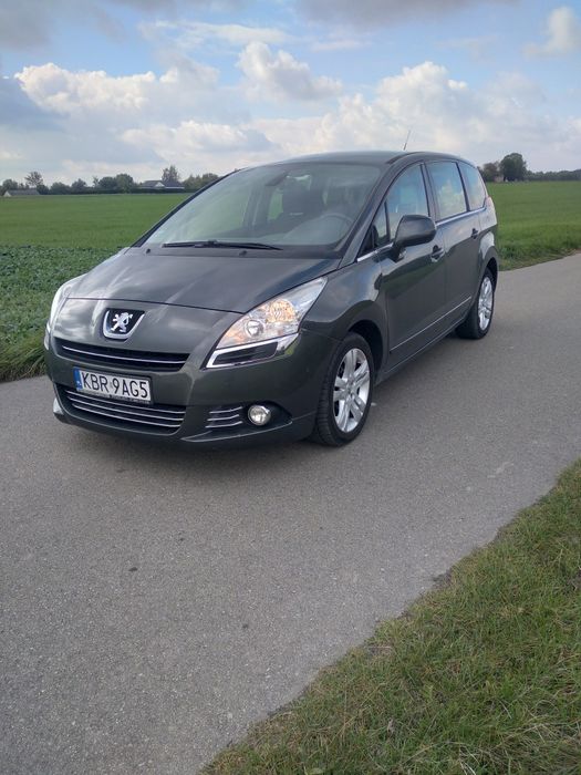 Peugeot 5008. 1.6 hdi 2012r bdb stan