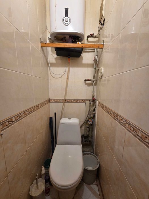 Продаж 2к.кв., окремі, вул. Бочарова, 3/5 /Шевченківський р-н/.