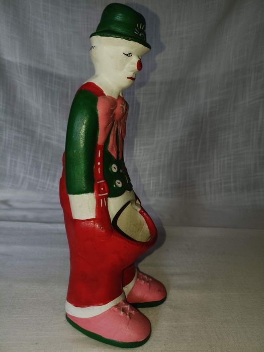 Smutny klaun figurka doniczka