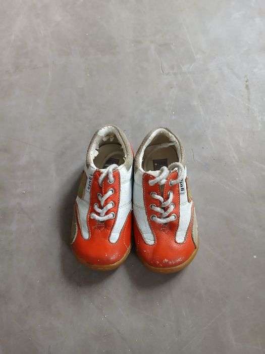 Sprzedam buty dziecięce