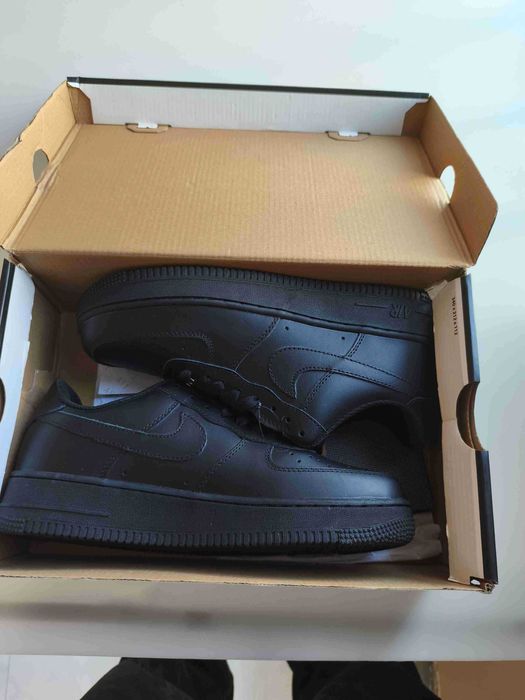 Nike, damskie czarne trampki, rozmiar 40