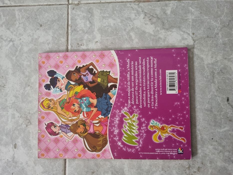 Livro Crianças - Winx