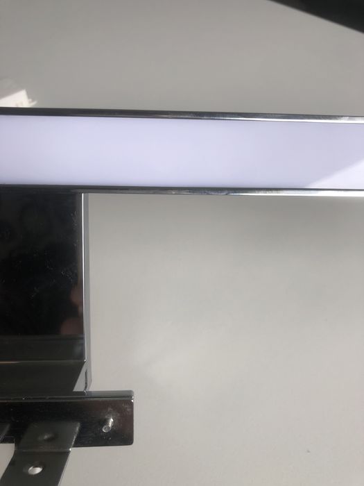 Ledowa listwa łazienkowa