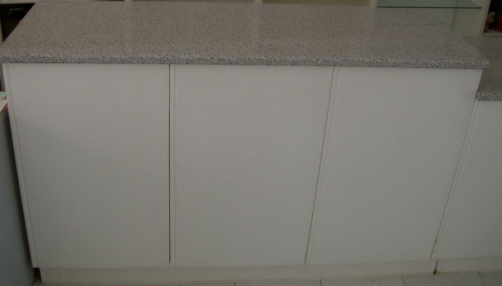 Vendo conjunto de Balcão+ Expositor de prateleiras