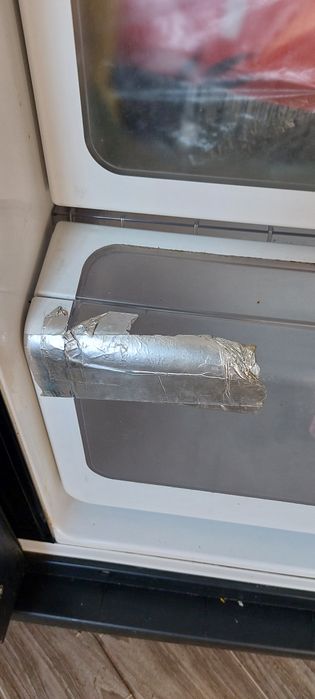 Холодильник Samsung Side-by-Side з льодогенератором