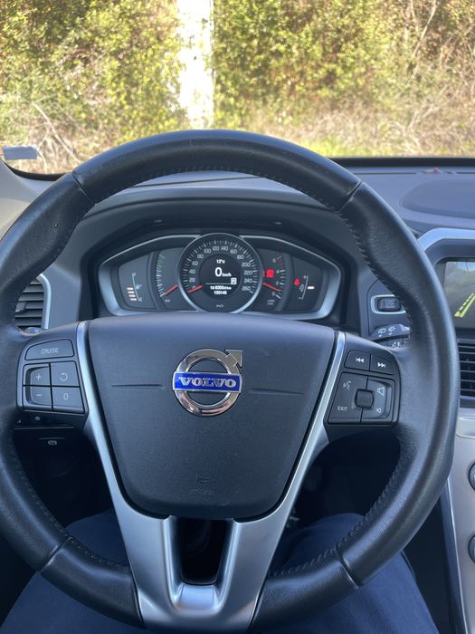 Volvo Xc60 D4 Manual