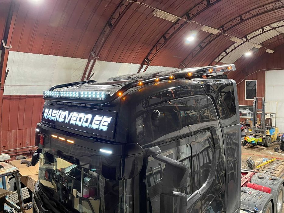 Orurowanie dachowe Scania Nowa Generacja R i S NEXT GEN CZARNE