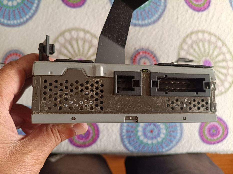 Autoradio original Mercedes w211 E270cdi!!!
