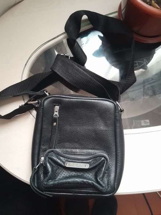 ФІрмова шкіряна барсетка через плечо