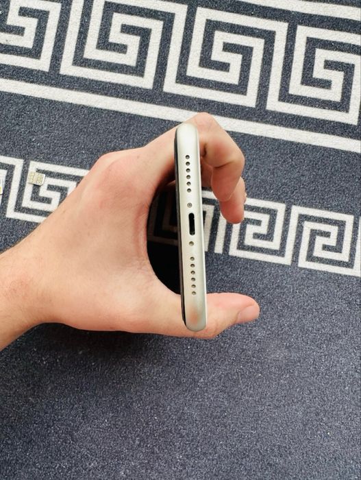 Iphone 11 86% bateria