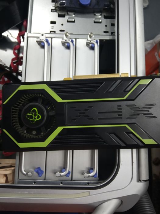 Sprzedam komputer stacjonarny