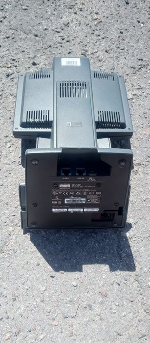 Экран с камерой для видеосвязи