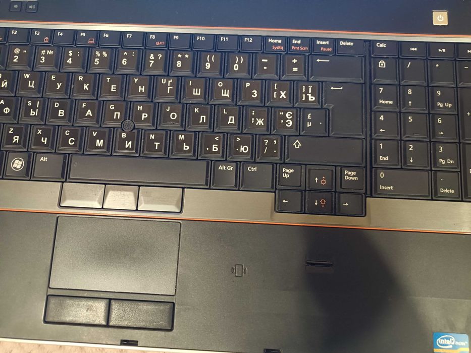 Ноутбук Dell E6520