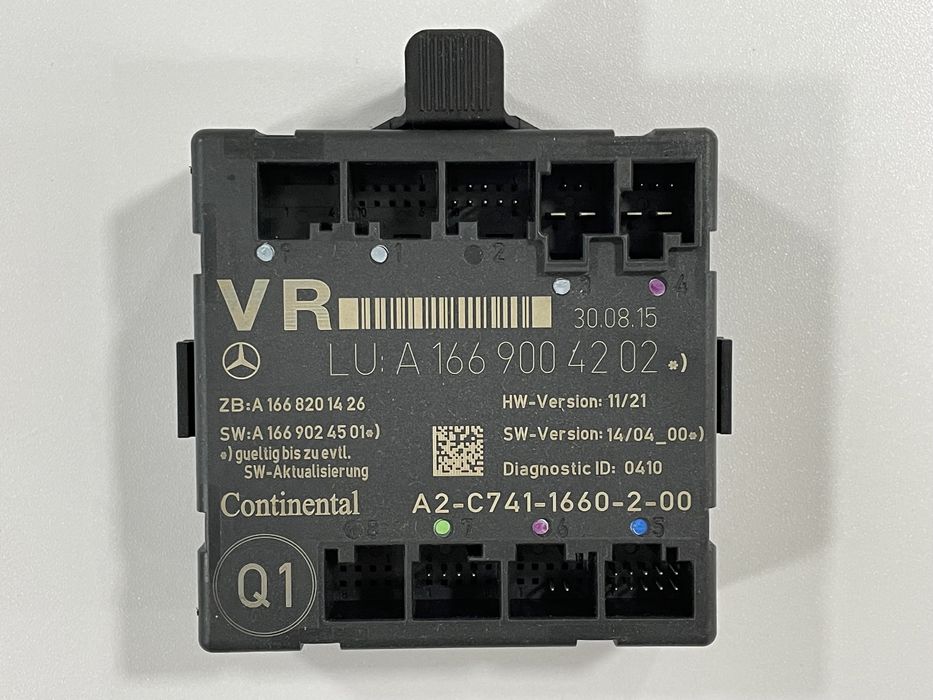 Módulos das portas da frente Mercedes Class A e CLA
