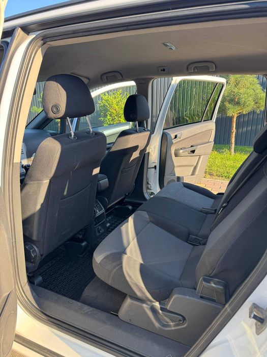 Продам Opel Zafira