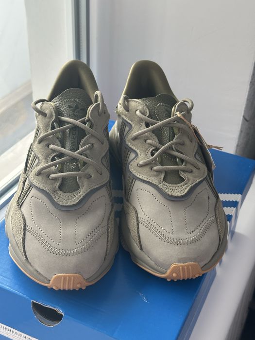 Кросівки унісекс adidas Ozweego