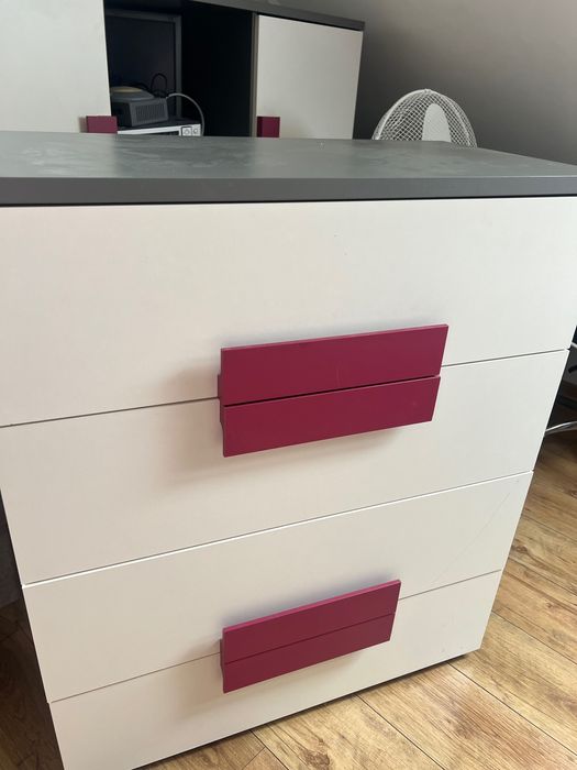 Komplet mebli młodzieżowych