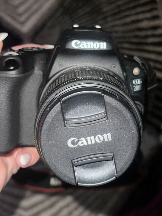 Canon EOS 200D + lente excelente estado