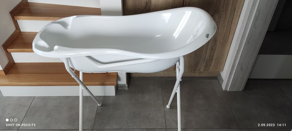 Wanienka ze stelażem