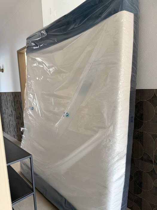 Colchão Koala Rest 160x200 – Espuma (sem molas) – Excelente Estado
