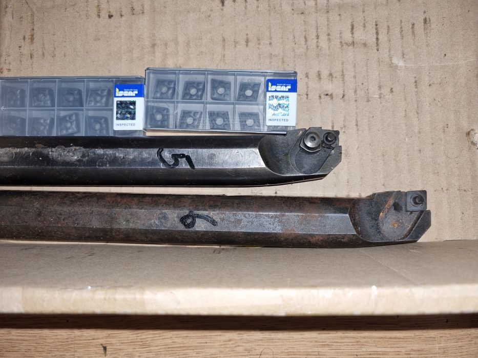 Noże na płytki wymienne