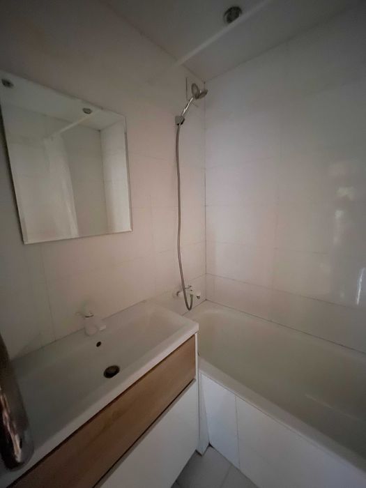 Здається  двух кімнатна  квартира масив Радужний