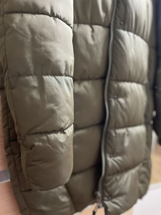 Продам зимову куртку 46-48 розмір.