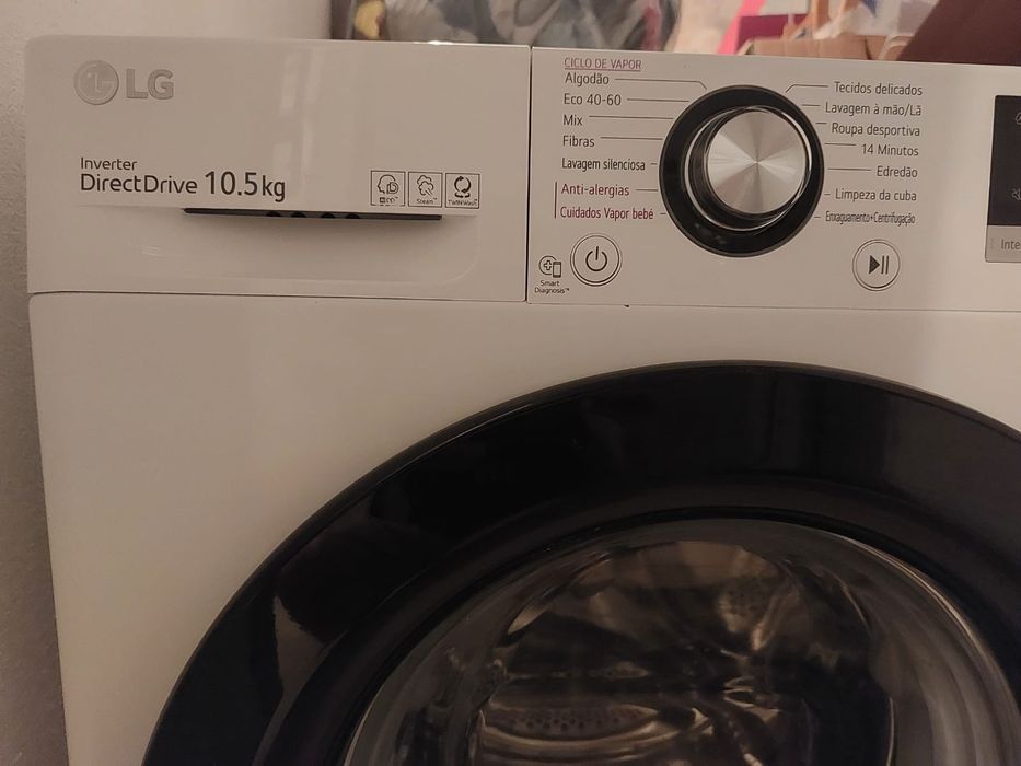 Máquina de Lavar Roupa LG 10,5 Kgs como nova